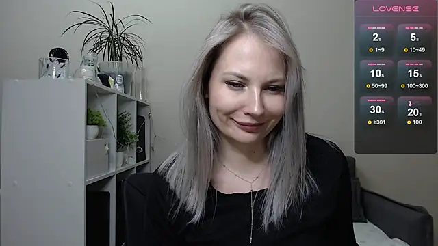 Sunny bunny6 online show from 12-16-24, 01:00