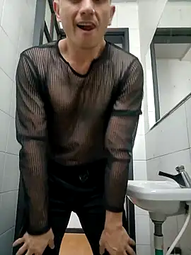 Andrewfalcon online show from 02-05-25, 03:42