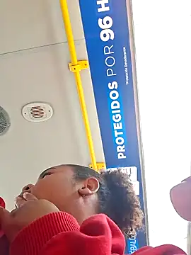 Snapshot of DANIELA_MICHEL chatting on 01-21-25, 04:48 DANIELA MICHEL online show from 01-21-25, 04:48