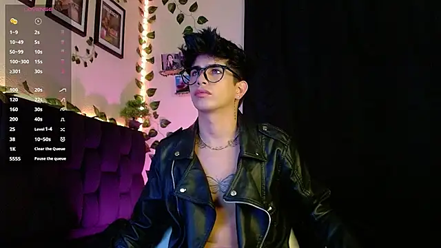 LyleBennett  online show from 02-01-25, 09:54