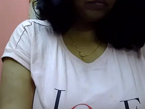 Snapshot of Riya_riyaa chatting on 01-16-25, 04:18 Riya riyaa online show from 01-16-25, 04:18