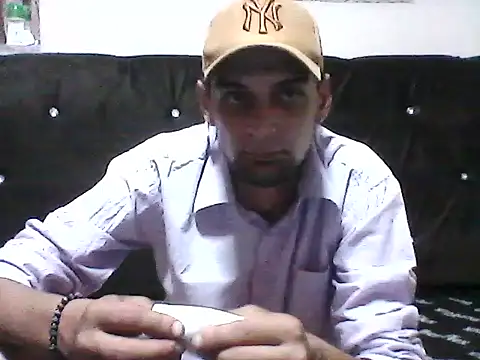 Snapshot of uelytom chatting on 12-21-24, 04:52 uelytom online show from 12-21-24, 04:52