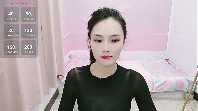 Snapshot of Mimiki-oo chatting on 12-17-24, 02:23 Mimiki-oo online show from 12-17-24, 02:23