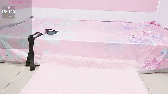 Snapshot of Mimiki-oo chatting on 02-23-25, 07:33 Mimiki-oo online show from 02-23-25, 07:33