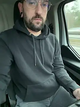 Snapshot of _Haptic_ chatting on 12-02-24, 07:14 Haptic online show from 12-02-24, 07:14