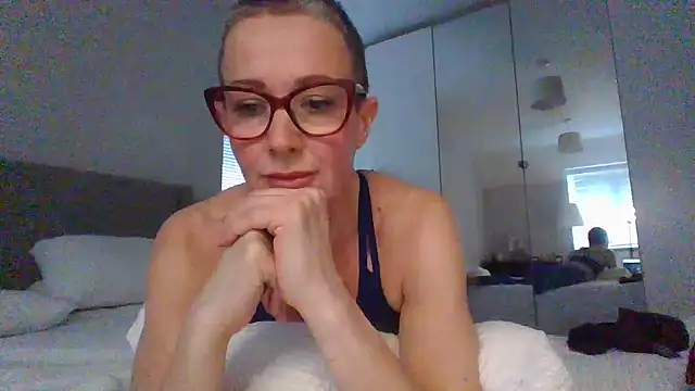 Snapshot of ELEGANT-ARIA36 chatting on 01-13-25, 03:15 ELEGANT-ARIA36 online show from 01-13-25, 03:15