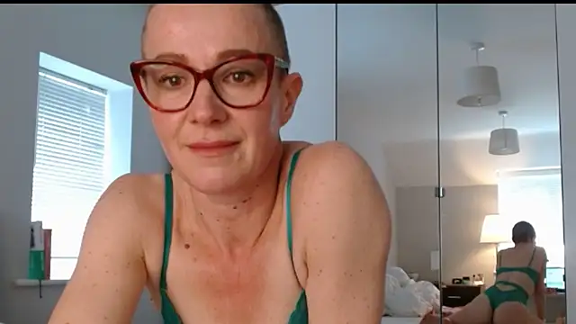 Snapshot of ELEGANT-ARIA36 chatting on 02-20-25, 02:57 ELEGANT-ARIA36 online show from 02-20-25, 02:57