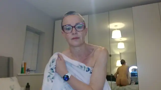 Snapshot of ELEGANT-ARIA36 chatting on 03-06-25, 06:05 ELEGANT-ARIA36 online show from 03-06-25, 06:05