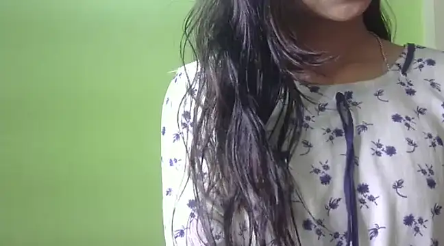 Snapshot of Payalsharma09 chatting on 01-12-25, 05:54 Payalsharma09 online show from 01-12-25, 05:54