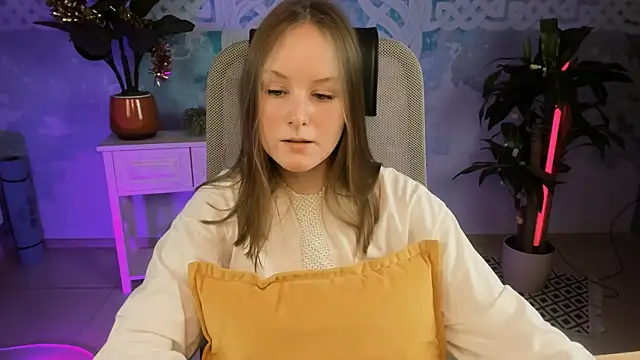 VivienLeeigh online show from 01-08-25, 01:20