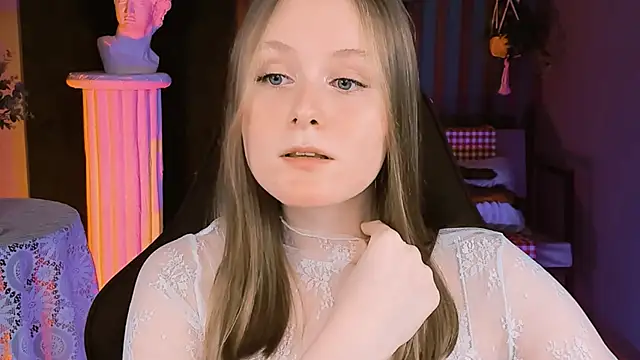 VivienLeeigh online show from 02-05-25, 04:14