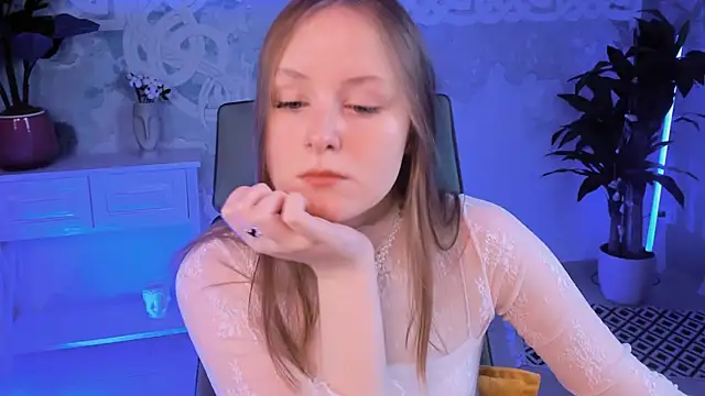 VivienLeeigh online show from 02-08-25, 09:03