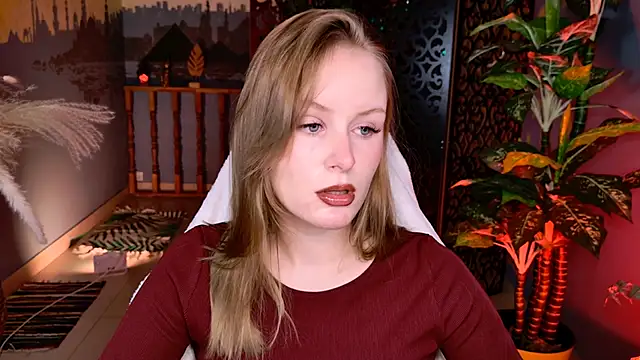 VivienLeeigh online show from 02-10-26, 05:33