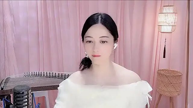 Tian-xin-999 online show from 05-13-26, 04:15
