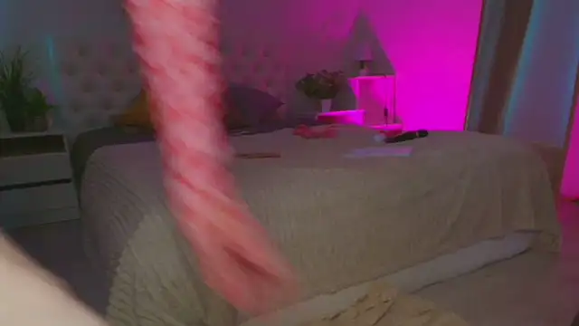  Kira Moon  online show from 03-13-25, 12:35