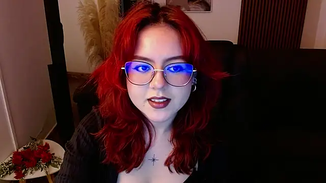 Snapshot of crimson_tati_ chatting on 03-05-25, 05:07 crimson tati online show from 03-05-25, 05:07