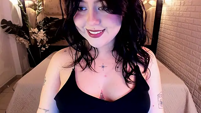 crimson tati  online show from 07-22-26, 01:58