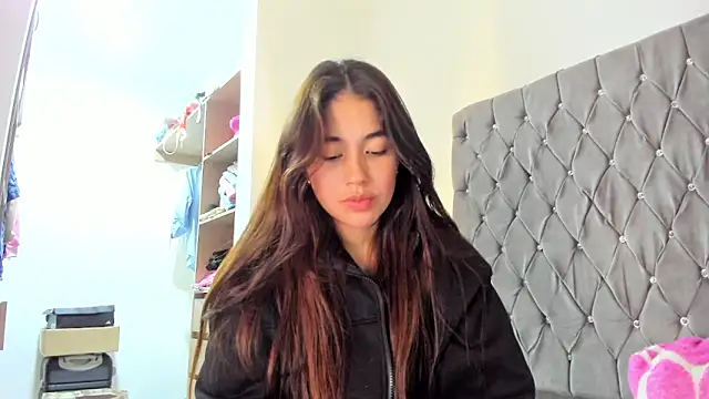 AriaMontgomery online show from 01-11-25, 07:17