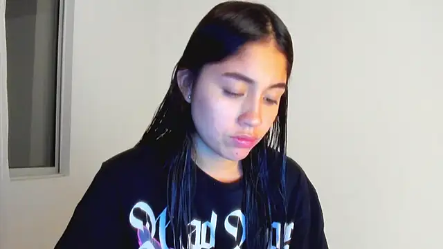 AriaMontgomery online show from 07-15-26, 04:29