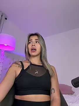 Eli818 online show from 12-18-24, 04:42