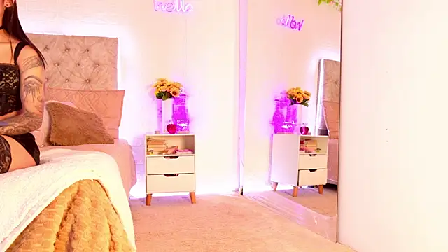 Snapshot of Anastasia2023 chatting on 09-28-25, 07:14 Anastasia2023 online show from 09-28-25, 07:14