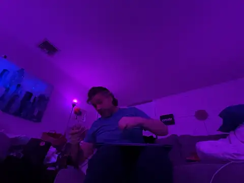 Snapshot of onlym4m chatting on 03-04-25, 05:42 onlym4m online show from 03-04-25, 05:42