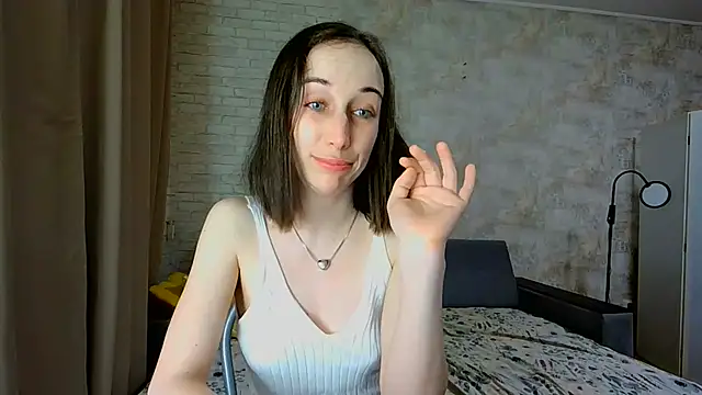 Snapshot of Anika_bloom chatting on 07-05-26, 07:21 Anika bloom online show from 07-05-26, 07:21