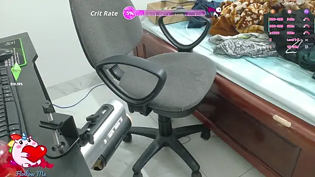 Snapshot of MIXEMKUTAKO chatting on 10-27-25, 04:22 MIXEMKUTAKO online show from 10-27-25, 04:22