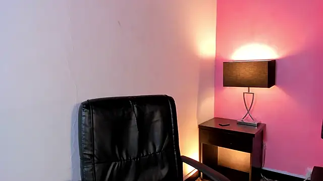 Lily Miiller online show from 02-27-25, 09:25