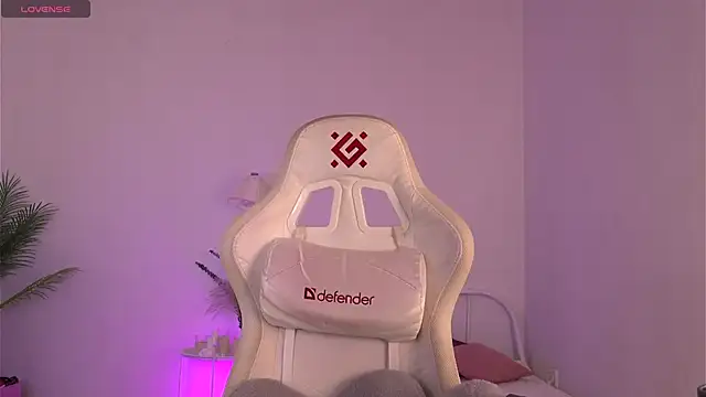 Snapshot of dragon_ink chatting on 10-07-25, 06:10 dragon ink online show from 10-07-25, 06:10