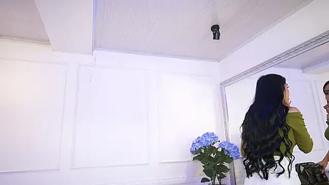 elasummer online show from 03-11-25, 12:06