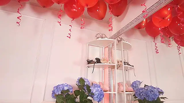 elasummer online show from 02-14-26, 12:57