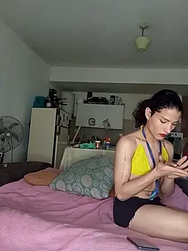 Snapshot of LaCristinatrans chatting on 09-23-25, 06:44 LaCristinatrans online show from 09-23-25, 06:44