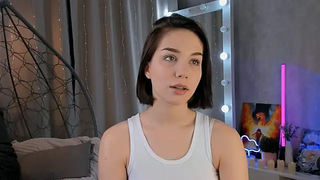 Tate Angel online show from 11-23-25, 07:13