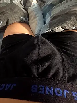 mrgeil75 online show from 04-27-26, 09:24