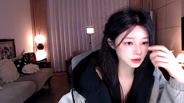 sweateanv  online show from 03-17-26, 02:27