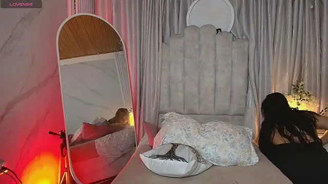 Snapshot of sunshine_maddy chatting on 06-24-26, 12:42 sunshine maddy online show from 06-24-26, 12:42
