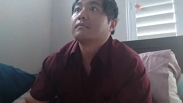Snapshot of cloudyspun chatting on 04-25-26, 02:47 cloudyspun online show from 04-25-26, 02:47