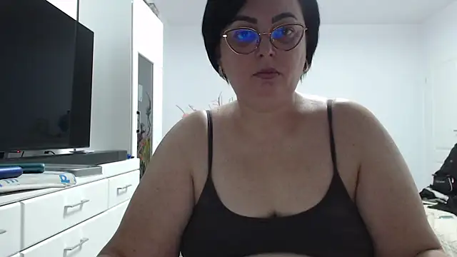 Amandamuller1982 online show from 02-12-26, 06:47