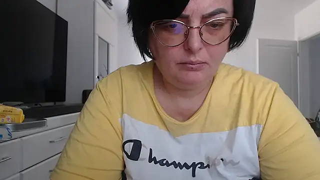 Amandamuller1982 online show from 03-17-26, 09:56