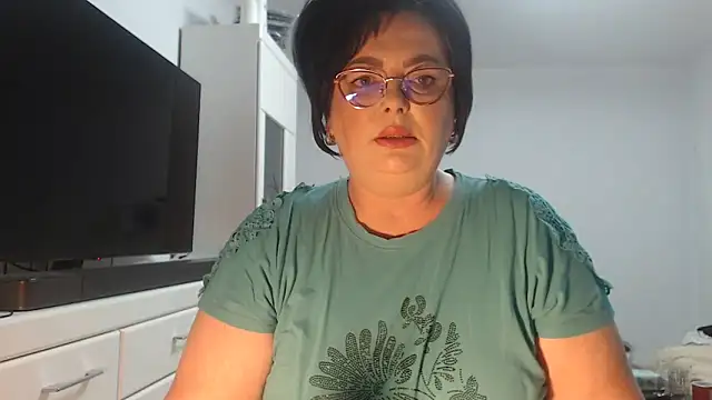 Amandamuller1982 online show from 05-16-26, 08:07