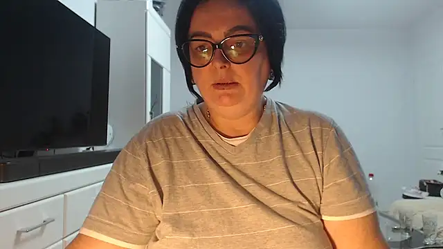 Amandamuller1982 online show from 07-04-26, 12:28