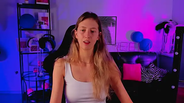 Sharon Evansi online show from 12-19-24, 08:45