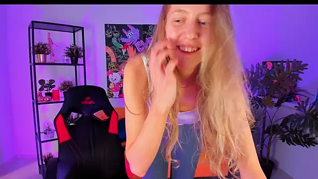 Sharon Evansi online show from 12-22-24, 12:38