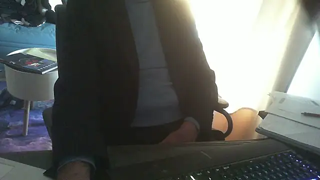 shyfrenchcock1 online show from 12-16-24, 02:38