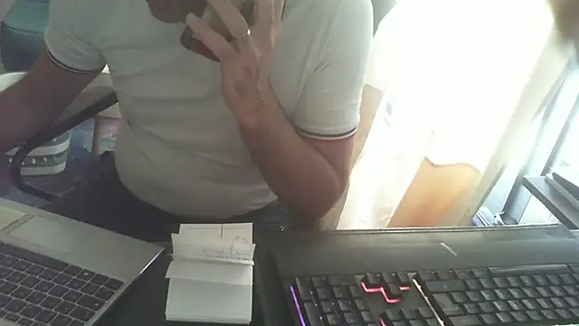 shyfrenchcock1 online show from 06-01-26, 12:18