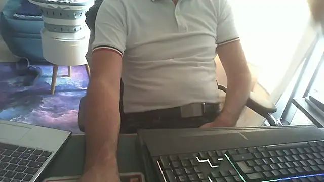shyfrenchcock1 online show from 06-02-26, 09:00