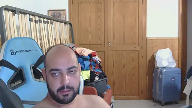chicomallorca96 online show from 06-07-26, 04:33