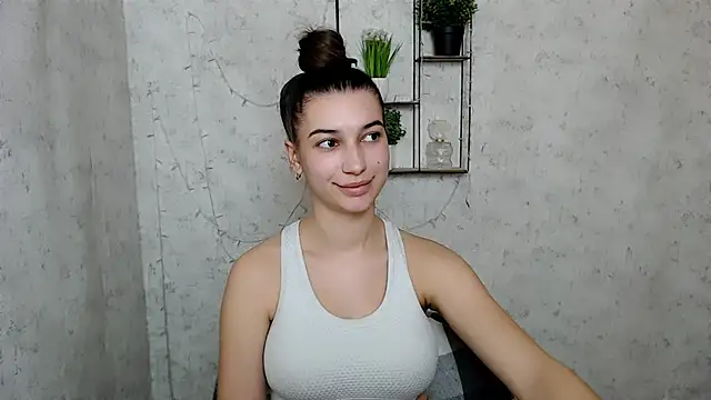 KarolinaRosse  online show from 03-15-25, 01:40