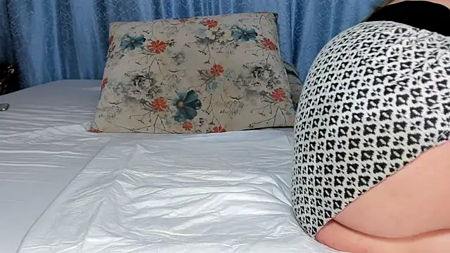 andradahot15 online show from 03-01-26, 08:22